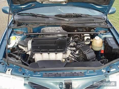 Renault Megane Coupé 2L16V  solgt billede 8