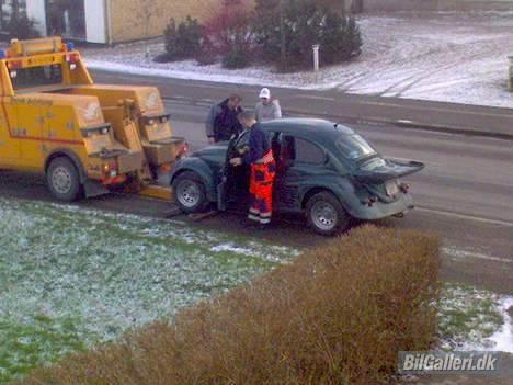 VW ~Bobbel~ [ SOLGT ] - Blev lige hjulpet hjem.. billede 4