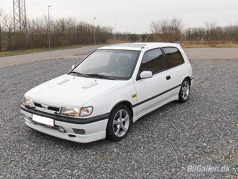 Nissan sunny 2.0 GTI  " SOLGT" billede 1
