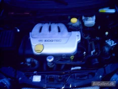 Opel Corsa 1,4i sport 16V billede 13