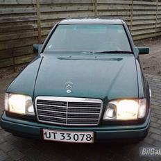 Mercedes Benz 250D sportsline solgt!!!