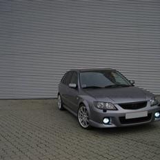 Mazda 323F 2.0 SPORTIVE - SOLGT