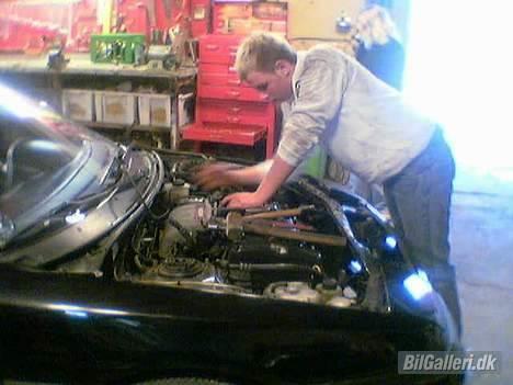 Mazda 323 f gt Solgt - da jeg var ved at samle den billede 8