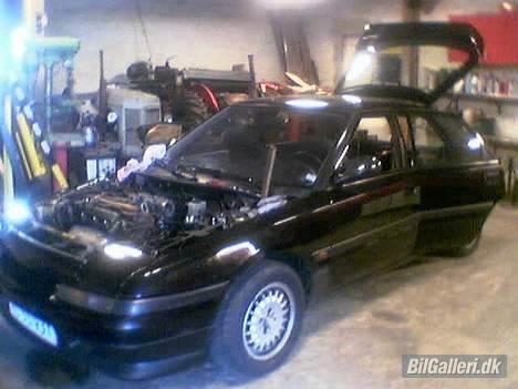 Mazda 323 f gt Solgt billede 10