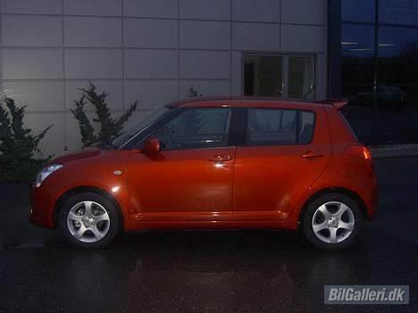 Suzuki swift 1.3 glx billede 6