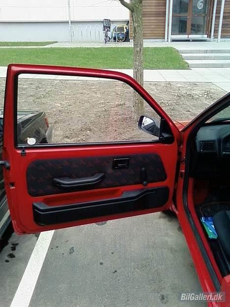 Peugeot 106 rallye - Bare lige lidt for at illustrere.. billede 17