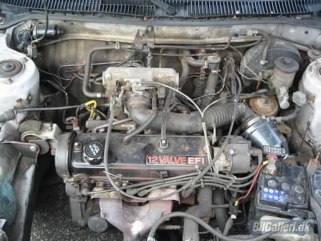 Toyota corolla (SOLGT) billede 9