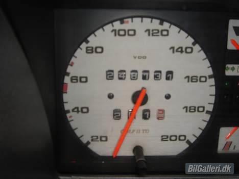 VW Golf II 1,6 *Byttet Væk* - Hvide skiver. Lig mærke til detaljen under triptælleren. Golf II TD. billede 13