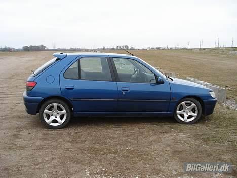 Peugeot 306 xs 1,8 (SOLGT) billede 2