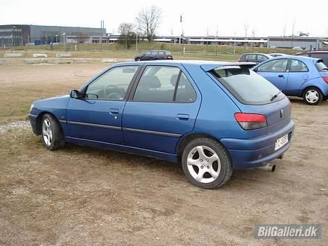 Peugeot 306 xs 1,8 (SOLGT) billede 4