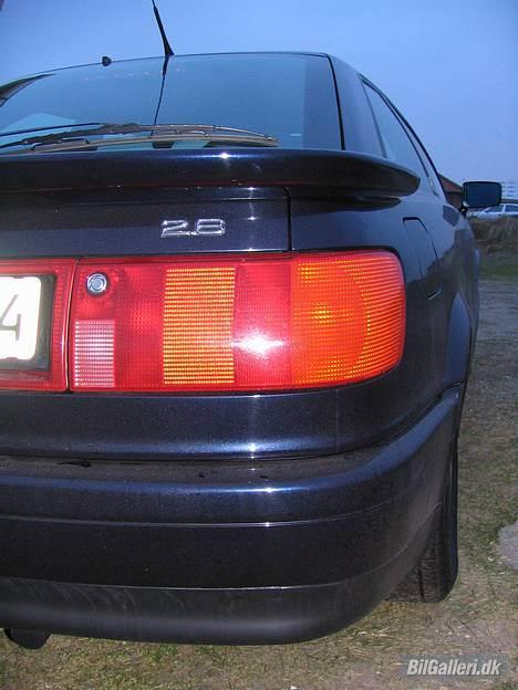 Audi coupe - er på jagt efter et par sorte baglygter der ikke koster en "bondegård" billede 2