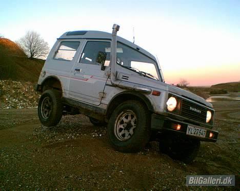 Suzuki SJ 413 High roof (SOLGT) - Så letter vi ben... billede 4