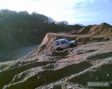 Suzuki SJ 413 High roof (SOLGT) - Ja man kan se hjem når man når toppen... billede 10
