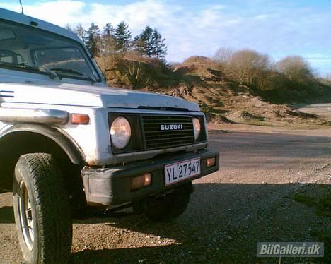 Suzuki SJ 413 High roof (SOLGT) - Close-up... billede 14