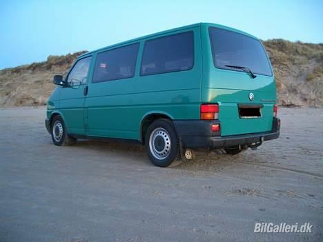VW Transporter 2,5 TDI solgt billede 6