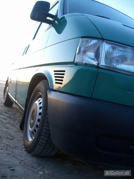 VW Transporter 2,5 TDI solgt billede 7