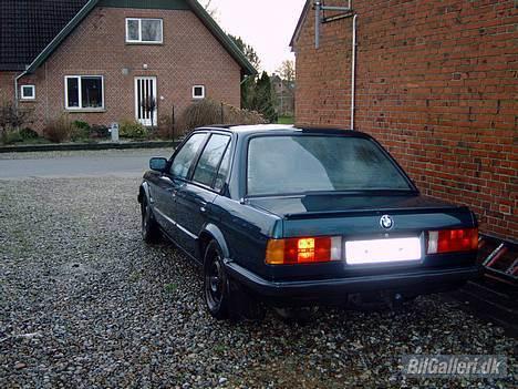 BMW E30 2.3i  billede 4