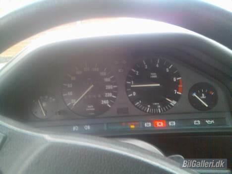 BMW 320 i  solgt billede 8