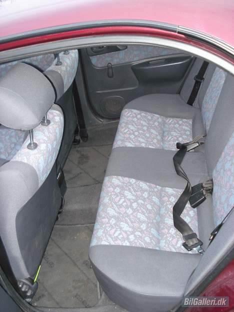 Toyota Carina E billede 8