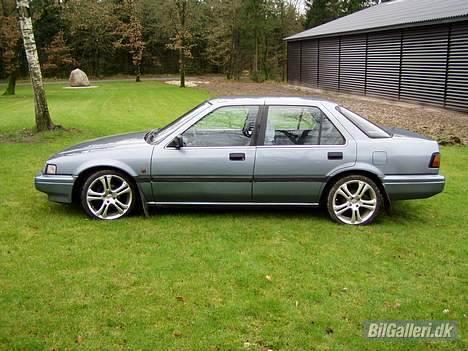 Honda Accord 1600 billede 1