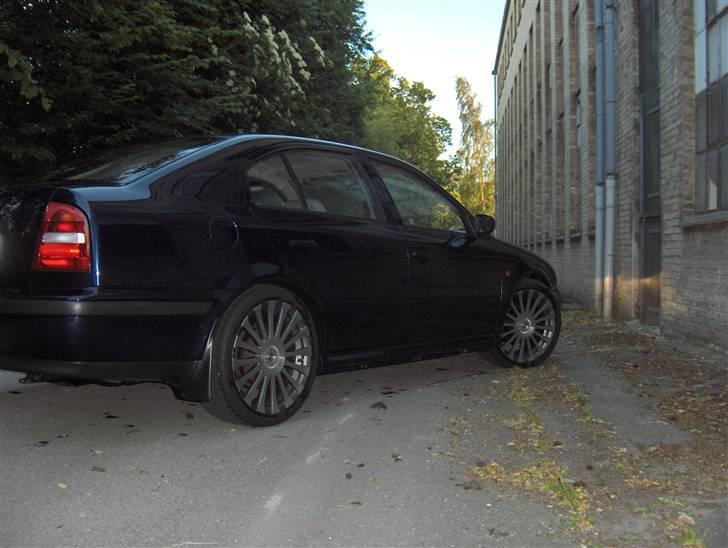 Skoda Octavia - SOLGT - - De nye 18´´ TFT fælge:D billede 2