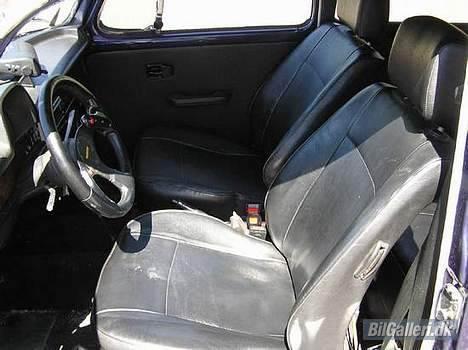 VW 1303 Solgt - Kabinen billede 8