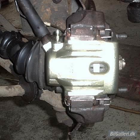 Talbot Samba LS Skrottet - Så blev der skiftet Bremser (skiver, klodser og caliper) D. 20/ 2 - 07 billede 13