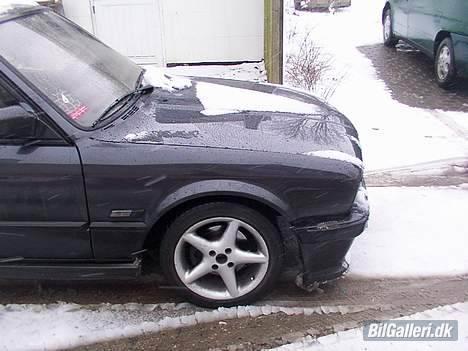 BMW 327i eta solgt billede 3