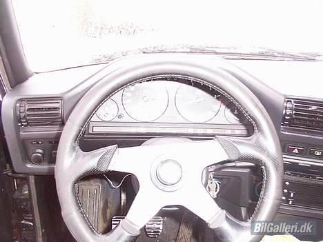 BMW 327i eta solgt billede 6