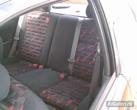 Toyota Corolla  SOLGT - 3 stk 3 punkts seler, kabine fra G6R billede 18