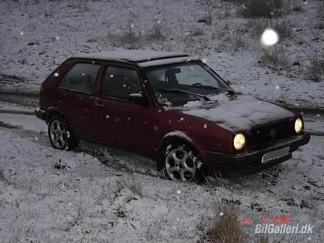 VW Golf 2 1.6CL *Solgt* - Blev et godt billede :) billede 1