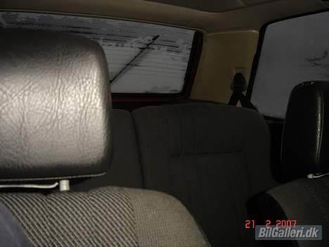 VW Golf 2 1.6CL *Solgt* - En del af den kedelige kabine.. billede 7