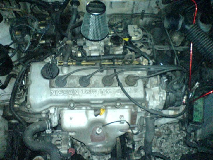 Nissan Almera  solgt for 25000 - med skum filter og krumtaps filter... billede 3