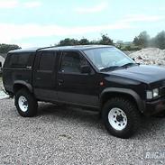 Nissan King Cab 2,4 B 4X4 (SKROT