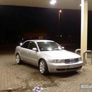 Audi A4 1.8 20V (SOLGT)