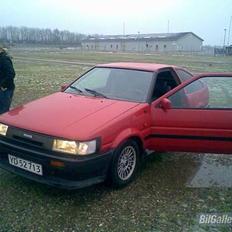 Toyota Corolla ae86 (solgt)