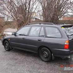 Mitsubishi Lancer 1,6 st. car *VÆK*