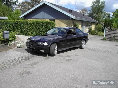 BMW e36 320i Coupe  - Bilen umiddelbart efter importeringen fra tyskland. Rigtig fin stand billede 7