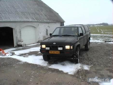 Nissan King Cab 2,4 B 4X4 (SKROT - Skal ha nogle ordenlige fjernlygter påsat...de der sidder på ryger om bagi til baklys billede 5