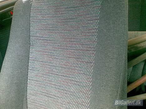 Toyota Carina E St. Car - Det flotte bedstefar stof.. hehe billede 9