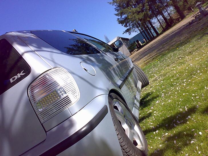 VW polo 6N2 (SOLGT) - Hjemme på farmen billede 4