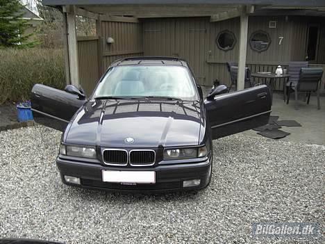 BMW 318iS - E36 Coupè SOLGT billede 4