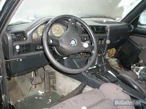 BMW 320i e30 billede 4
