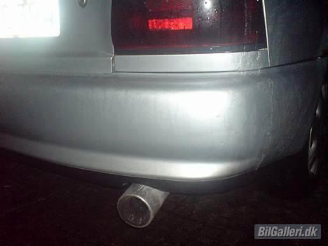 Toyota Corolla- Super Yotaen!! - Så blev der skiftet bagpotte =:o) billede 6