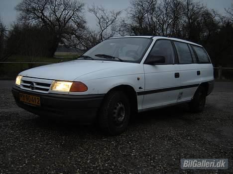 Opel Astra 1,4i van solgt billede 1