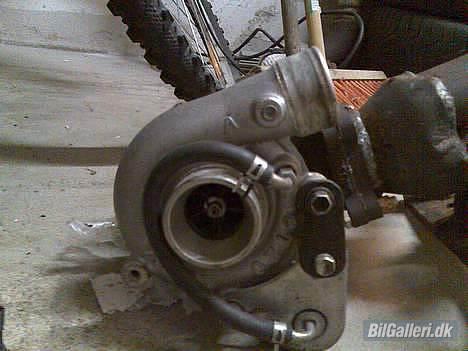 Mazda 626 2,0I GT 16V ----SOLGT - Den kommer på til sommer billede 11