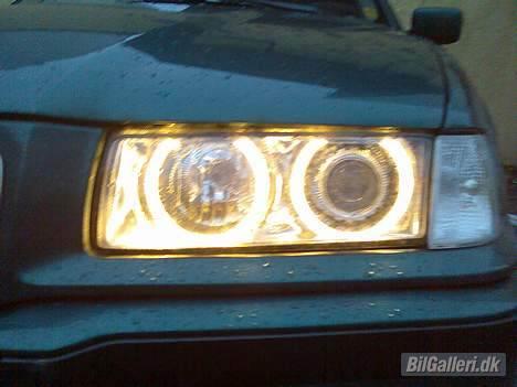 BMW e36 320i - angel eyes billede 3