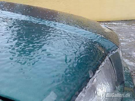 BMW e36 320i - bilen dækket af is lørdag d 24/2-07 billede 5