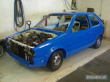 Nissan Micra K10 - Død - 25/2-07 bilen kom hjem fra maleren, og et større samle arbejde begyndte billede 6