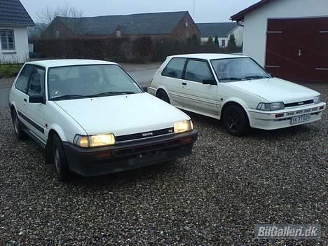 Toyota Corolla GT - Lige et billede sammen med en af mine andre GT´er :) billede 10